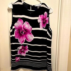Black, White and Purple Peter Nygard sleeveless blouse.Size 14